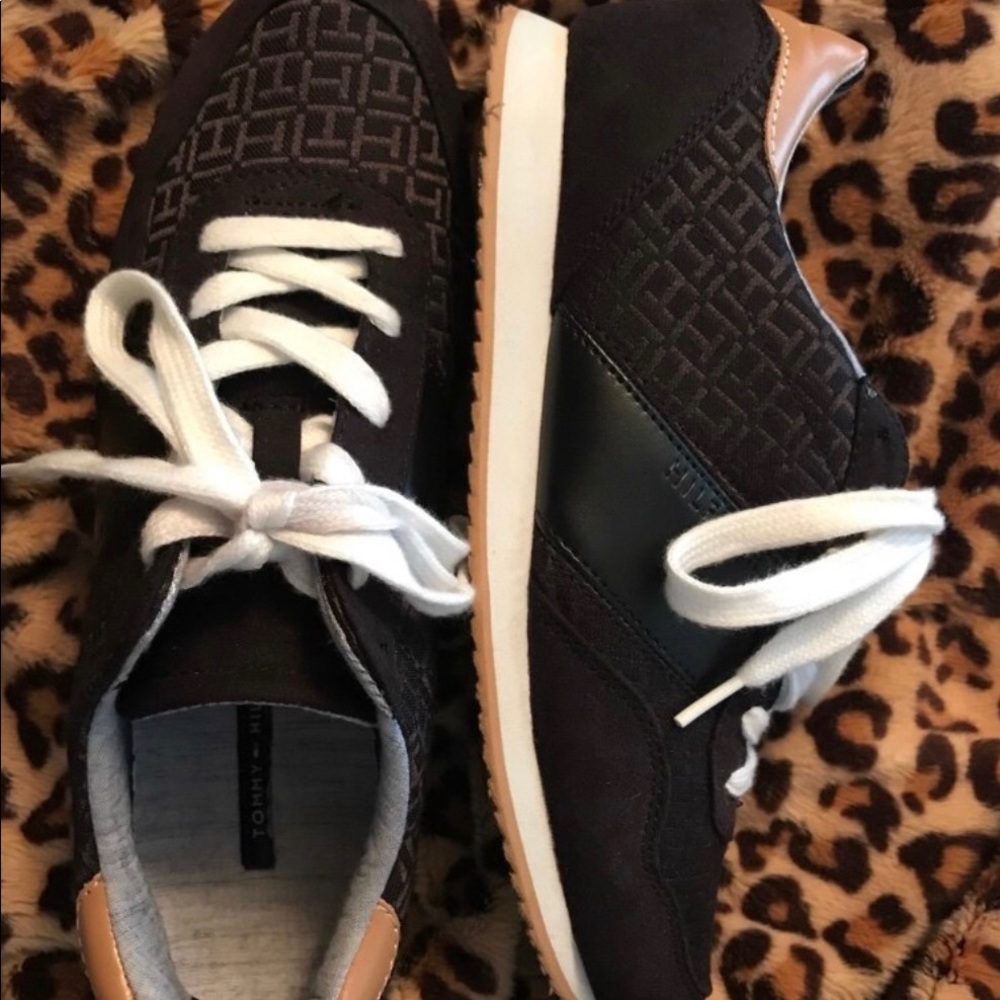 Tommy Hilfiger sneakers - Picture 4 of 5